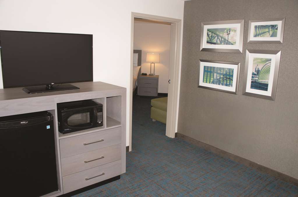 La Quinta Inn & Suites by Wyndham St. Paul-Woodbury